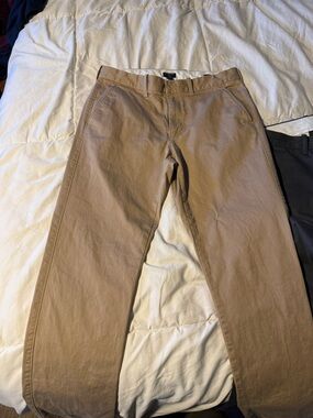J. Crew Men's Chino Pants in Khaki Brown